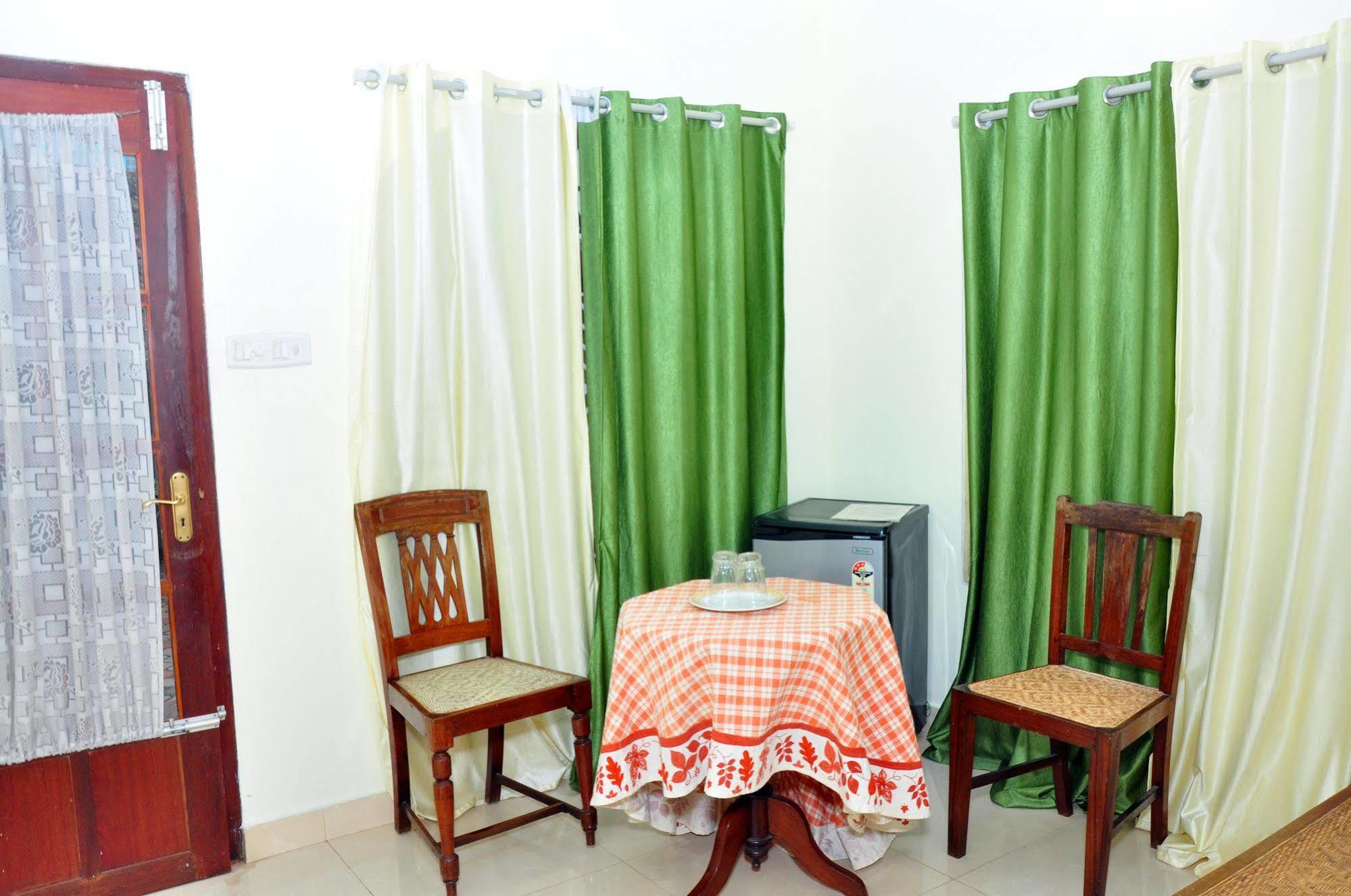 Kapithan'S Inn Kochi 外观 照片